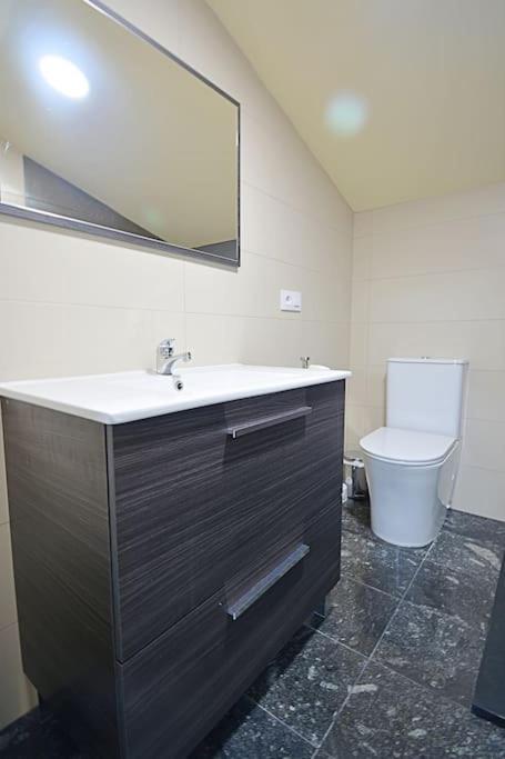 Duplex Da Pedra E Da Auga Apartment Meis Ngoại thất bức ảnh